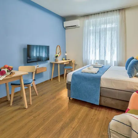 Апартаменти Premium Center By Apartmax *