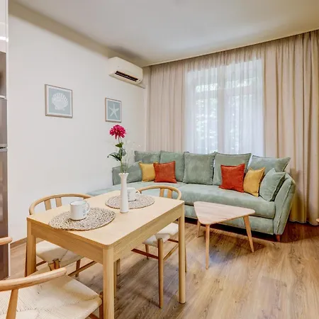 Premium Center By Apartmax Апартаменти